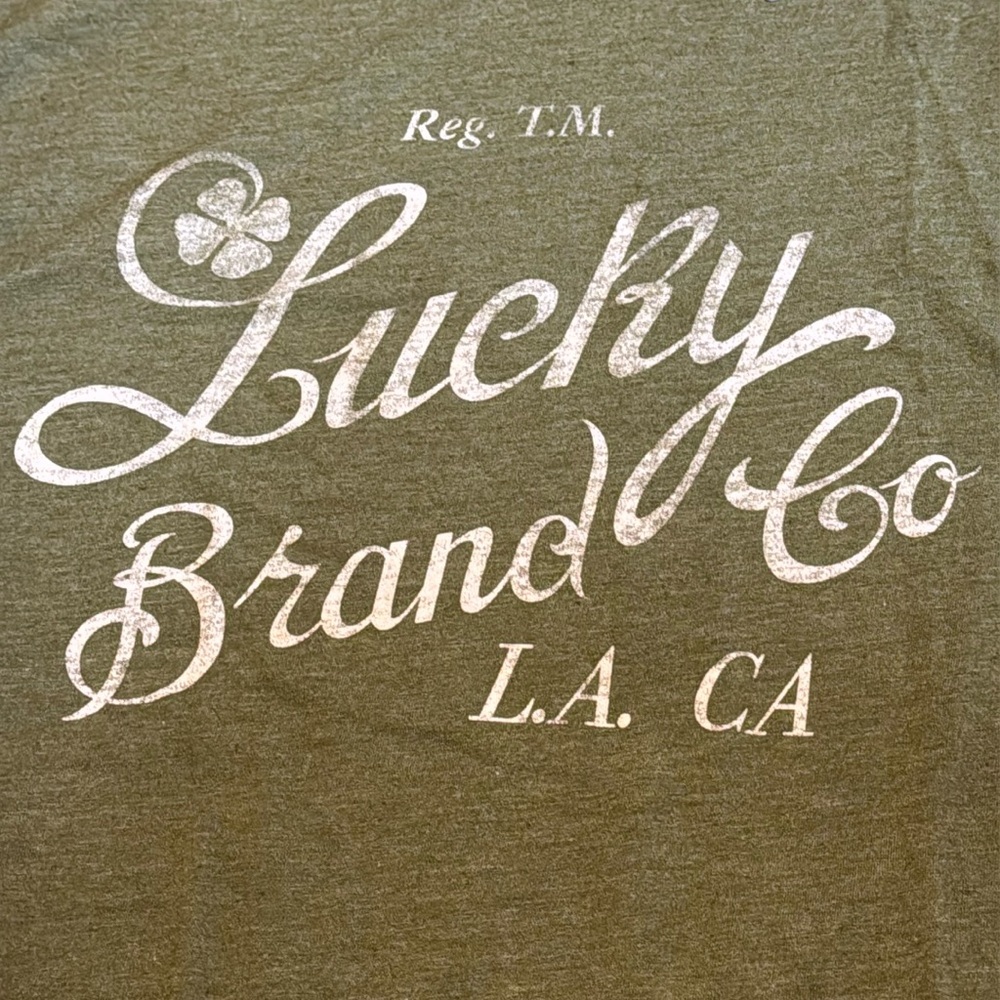 Lucky brand tshirt